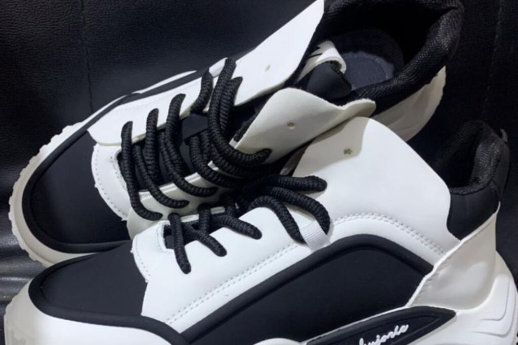 UrbanEdge Black & White Sneakers